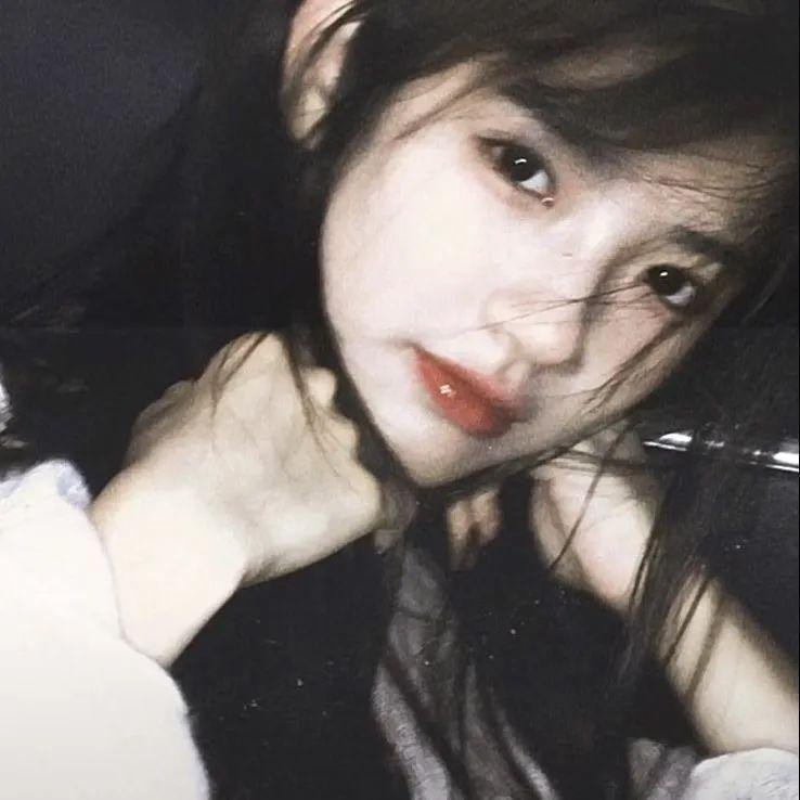 布劳涅森林的女人们
